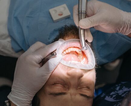 CÓMO CUIDAR TU SALUD BUCODENTAL